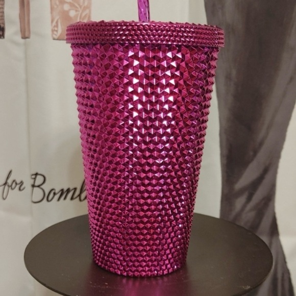 Starbucks 2022 Tumbler 16oz Grande Pink
Holiday Christmas Bling LIMITED EDITION - Picture 10 of 11